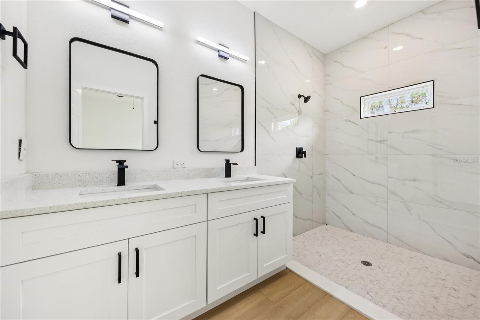 Image 29 of 32 For 15479 115 Place Road