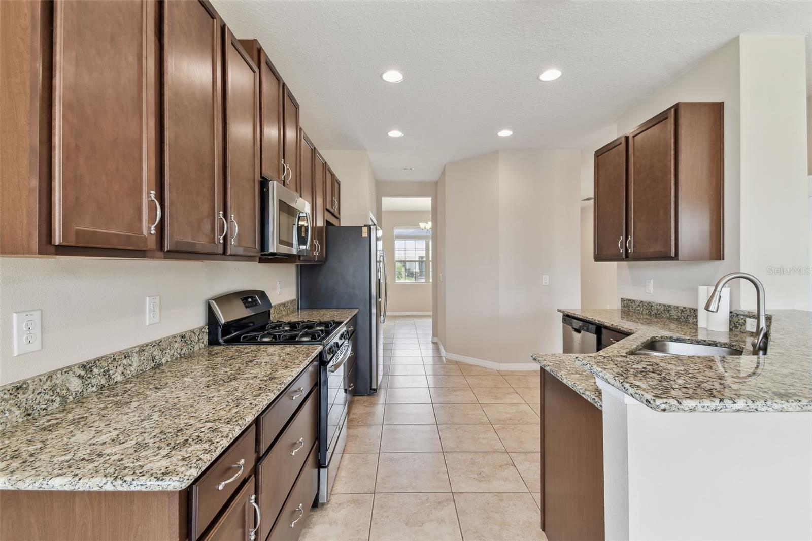 Image 17 of 76 For 1028 Sadie Ridge Road