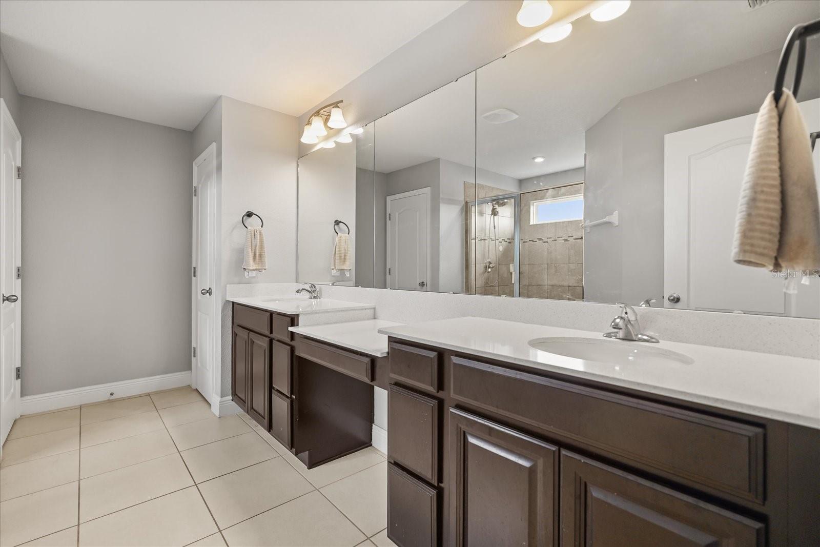 Image 24 of 56 For 3943 Crawley Down Loop