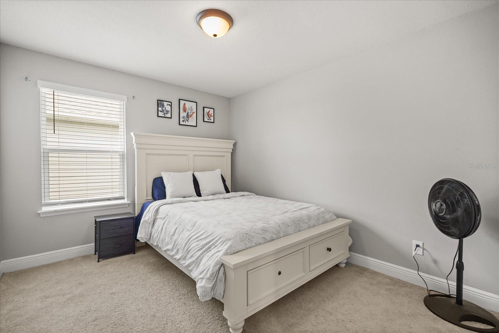 Image 31 of 56 For 3943 Crawley Down Loop