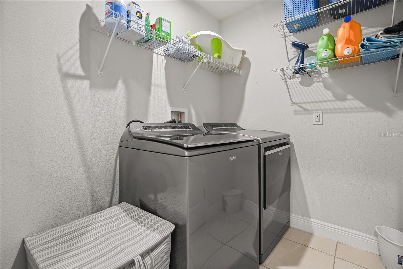 Image 33 of 56 For 3943 Crawley Down Loop