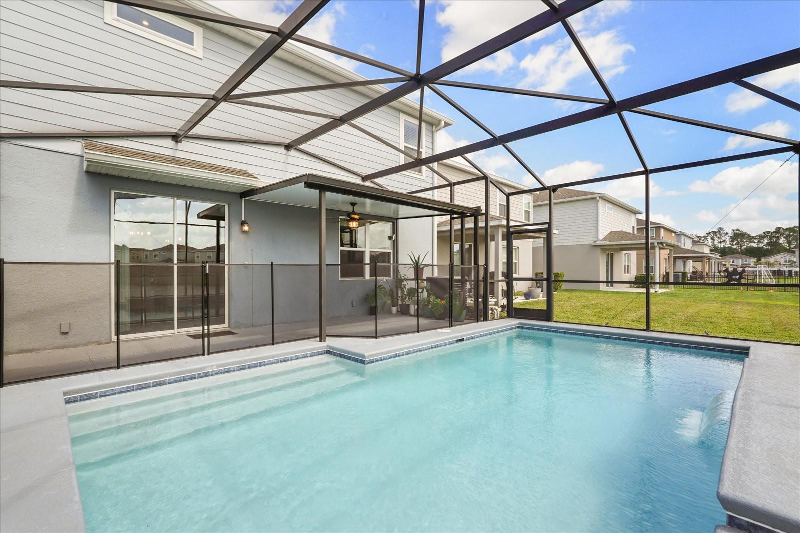 Image 47 of 56 For 3943 Crawley Down Loop