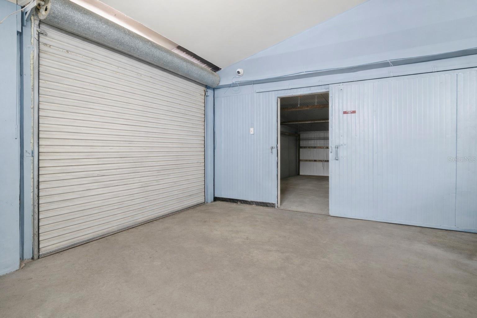 Image 22 of 49 For 40945 Beach Road