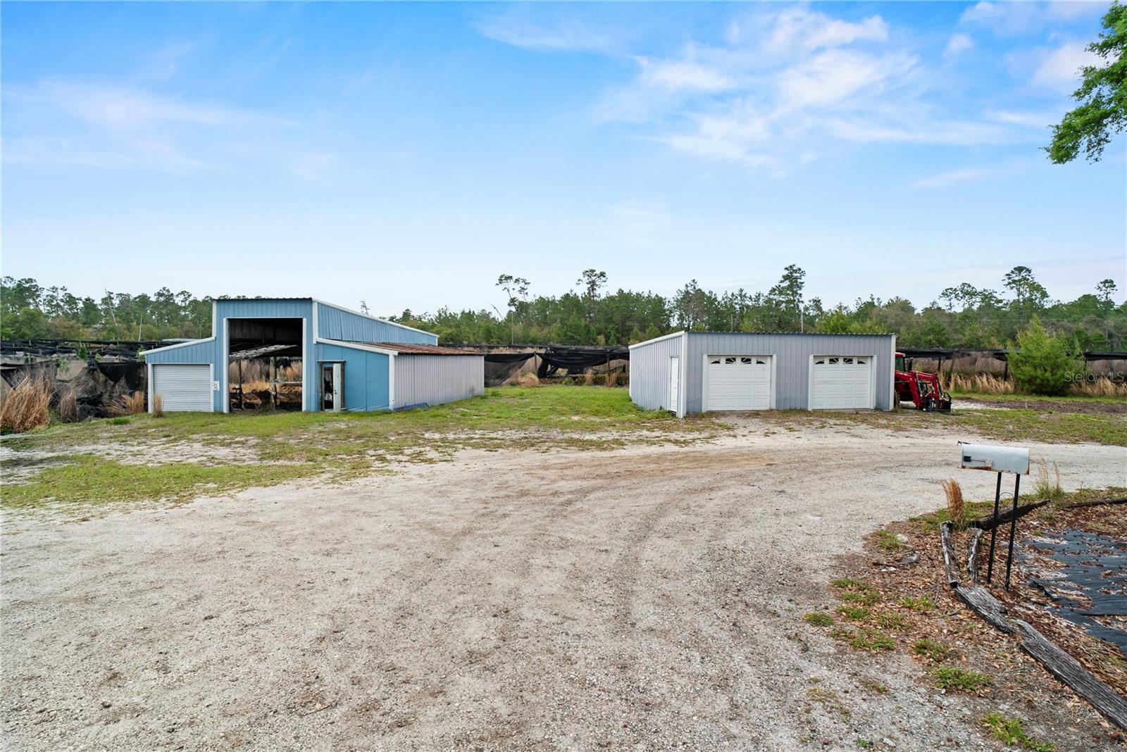 Image 34 of 49 For 40945 Beach Road