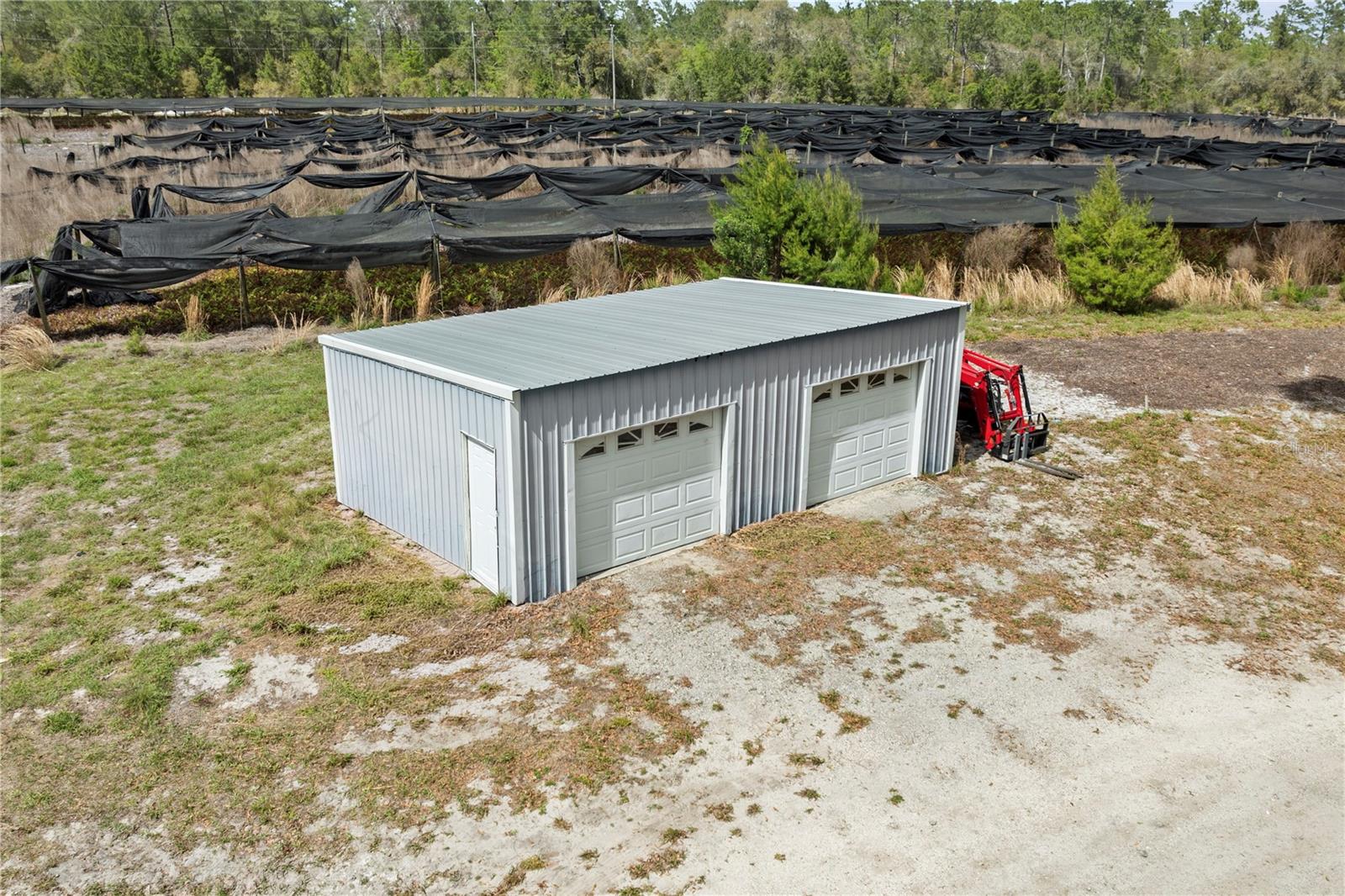 Image 38 of 49 For 40945 Beach Road