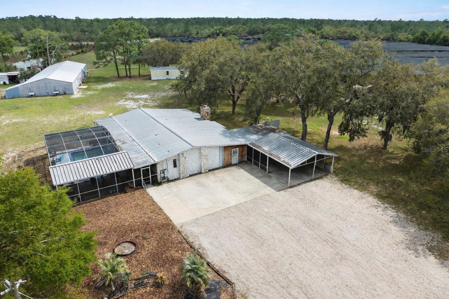 Image 41 of 49 For 40945 Beach Road