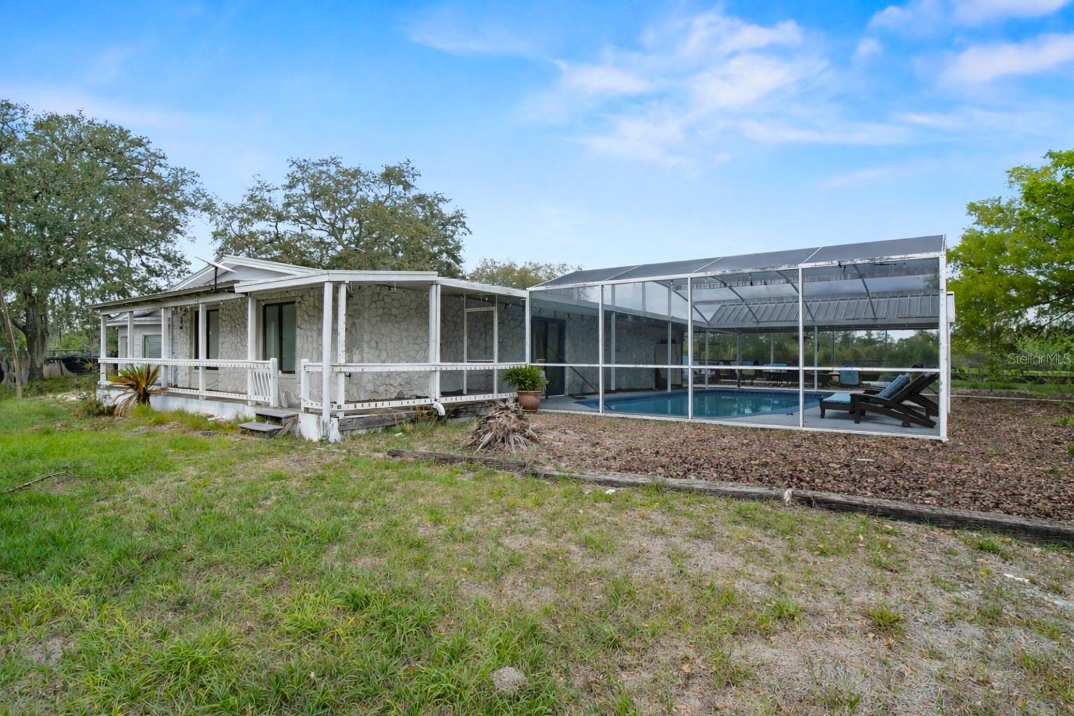 Image 42 of 49 For 40945 Beach Road