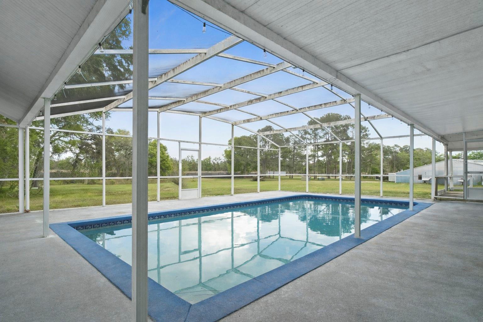 Image 43 of 49 For 40945 Beach Road