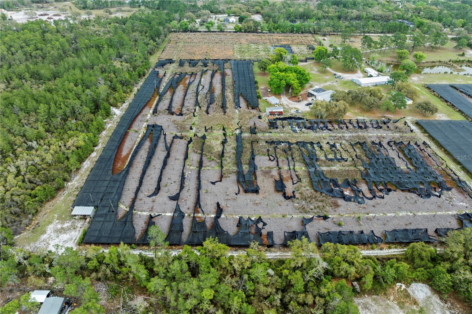 Image 7 of 49 For 40945 Beach Road