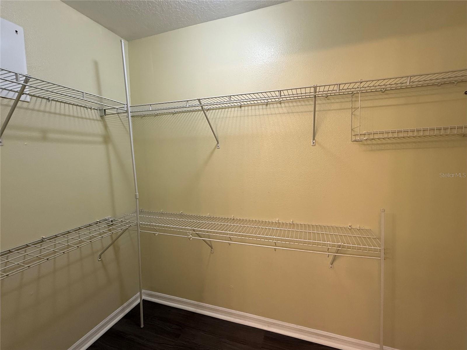 Image 12 of 31 For 121 Melissa Place