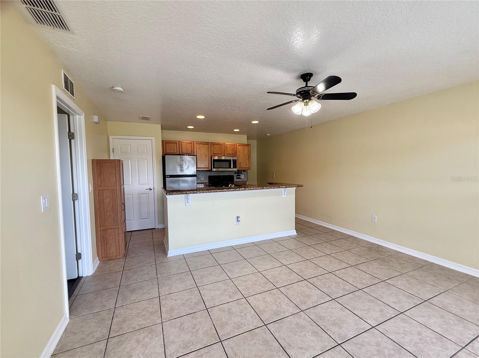 Image 2 of 31 For 121 Melissa Place