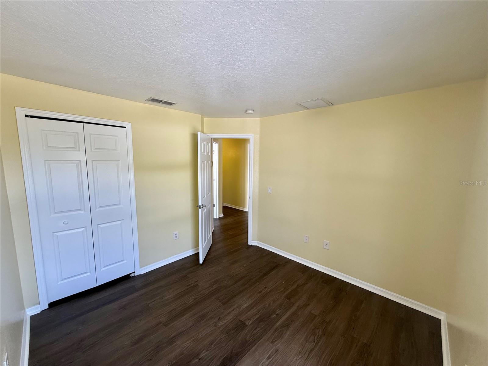 Image 24 of 31 For 121 Melissa Place