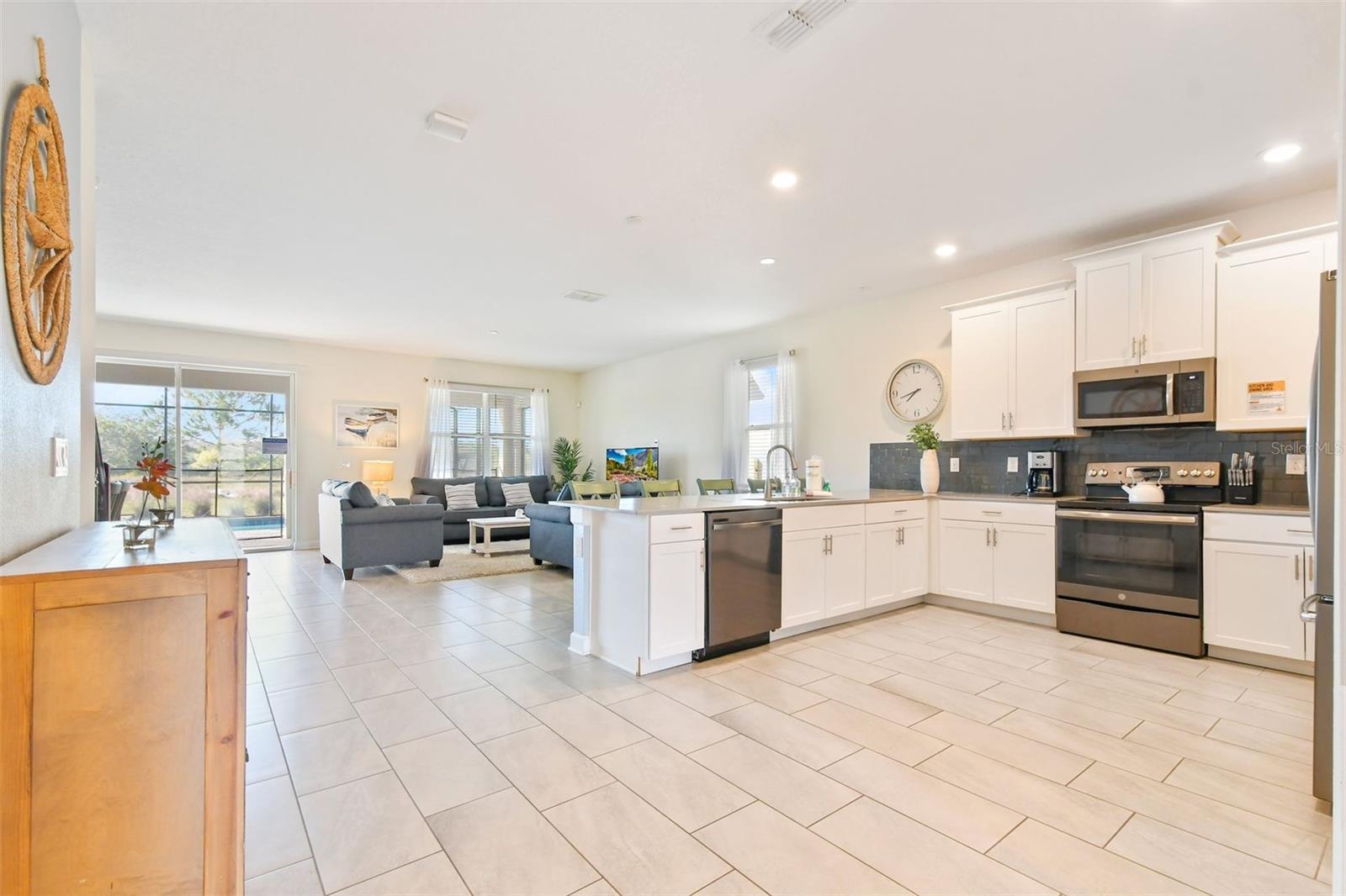 Image 4 of 48 For 2874 Stanza Ct