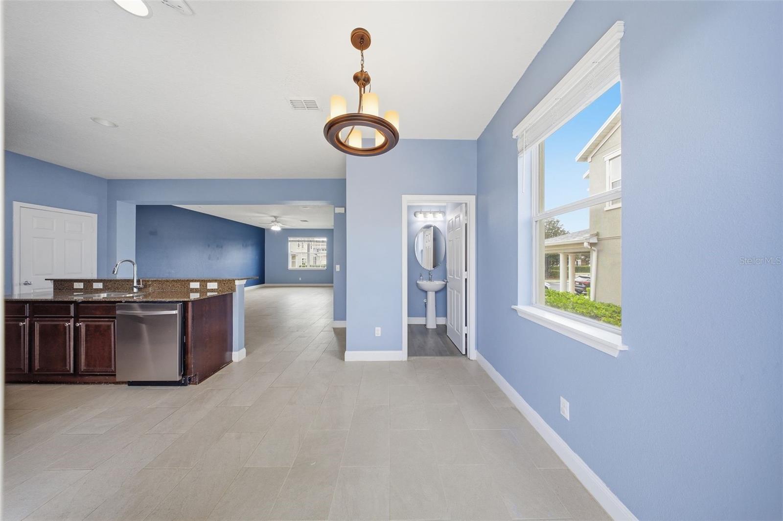 Image 13 of 55 For 1347 Alston Bay Boulevard