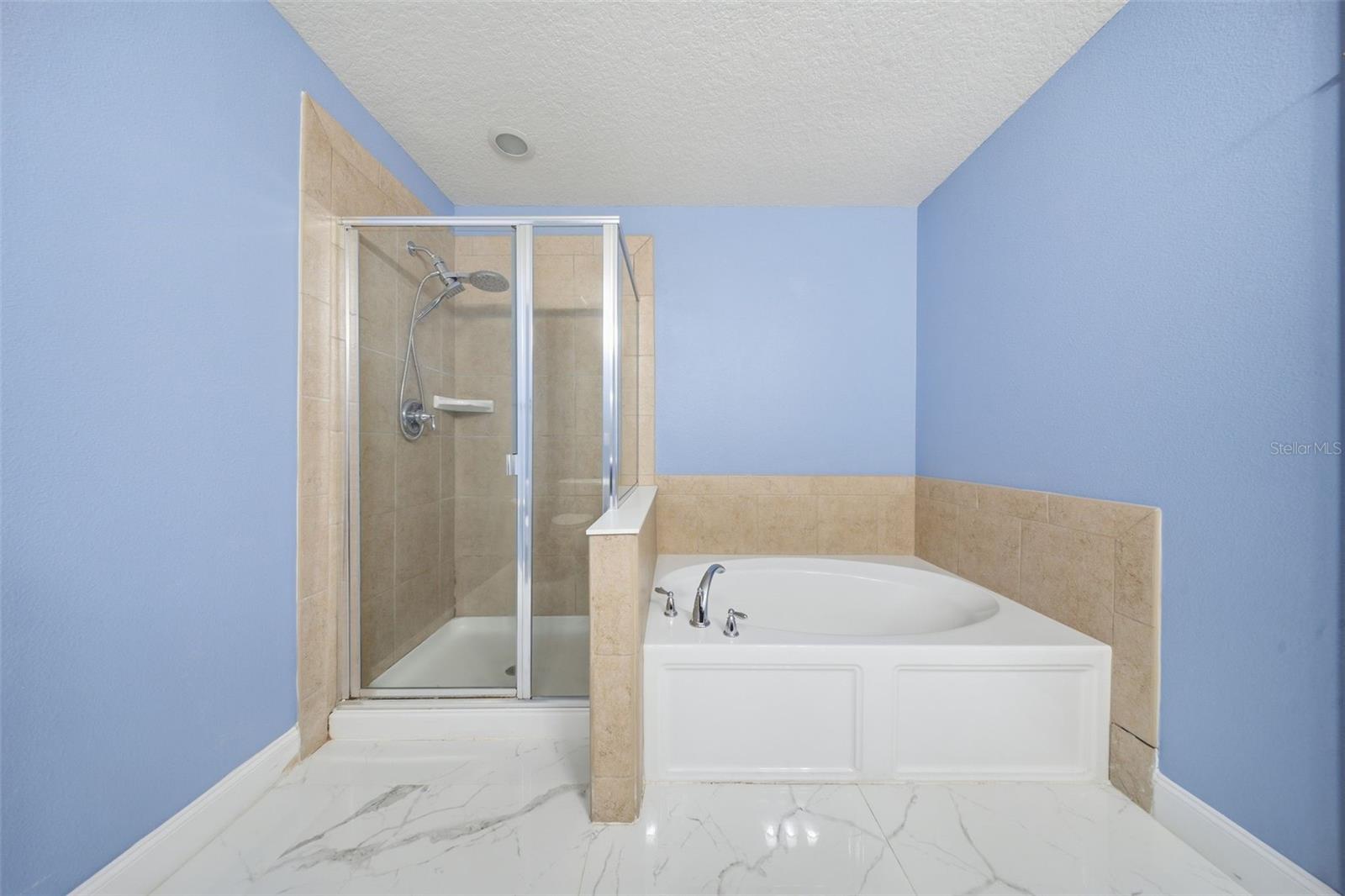 Image 21 of 55 For 1347 Alston Bay Boulevard