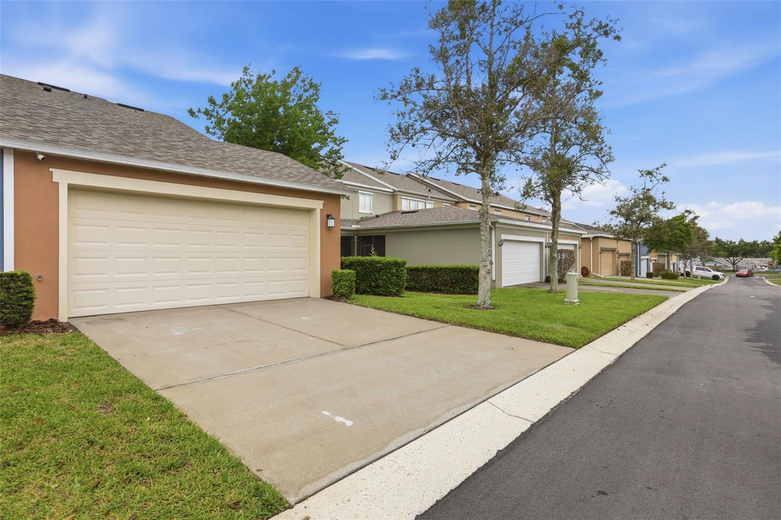 Image 35 of 55 For 1347 Alston Bay Boulevard