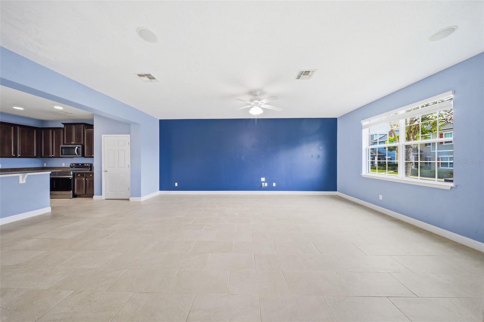 Image 4 of 55 For 1347 Alston Bay Boulevard