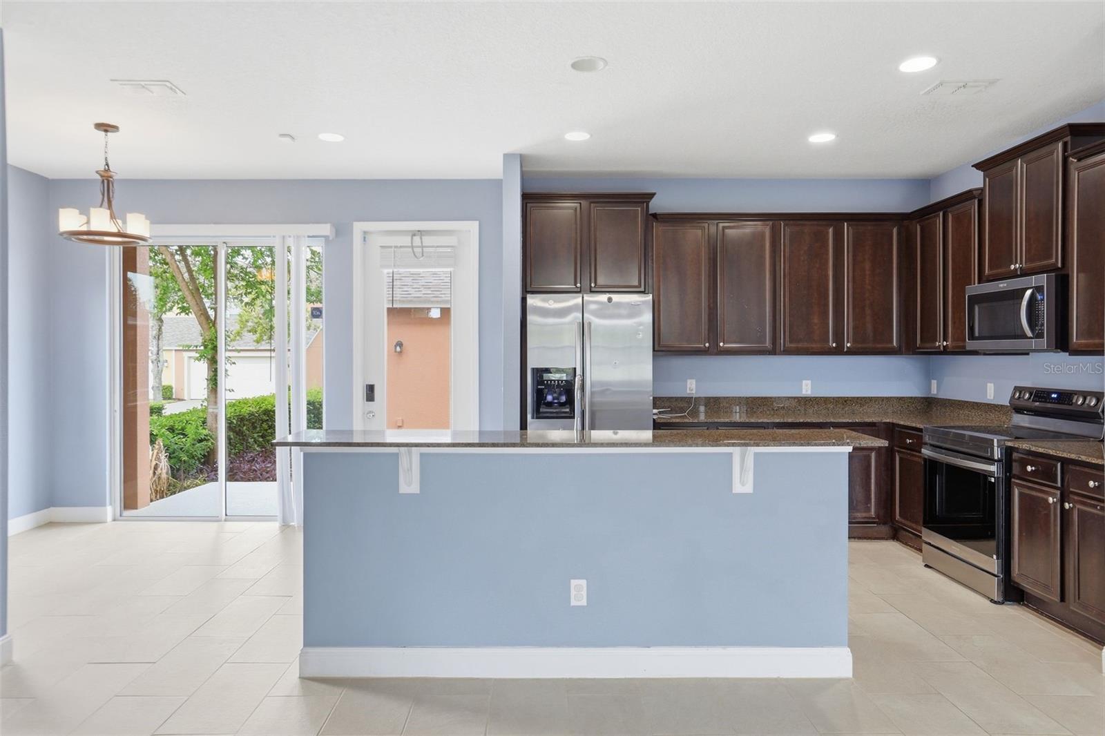 Image 8 of 55 For 1347 Alston Bay Boulevard