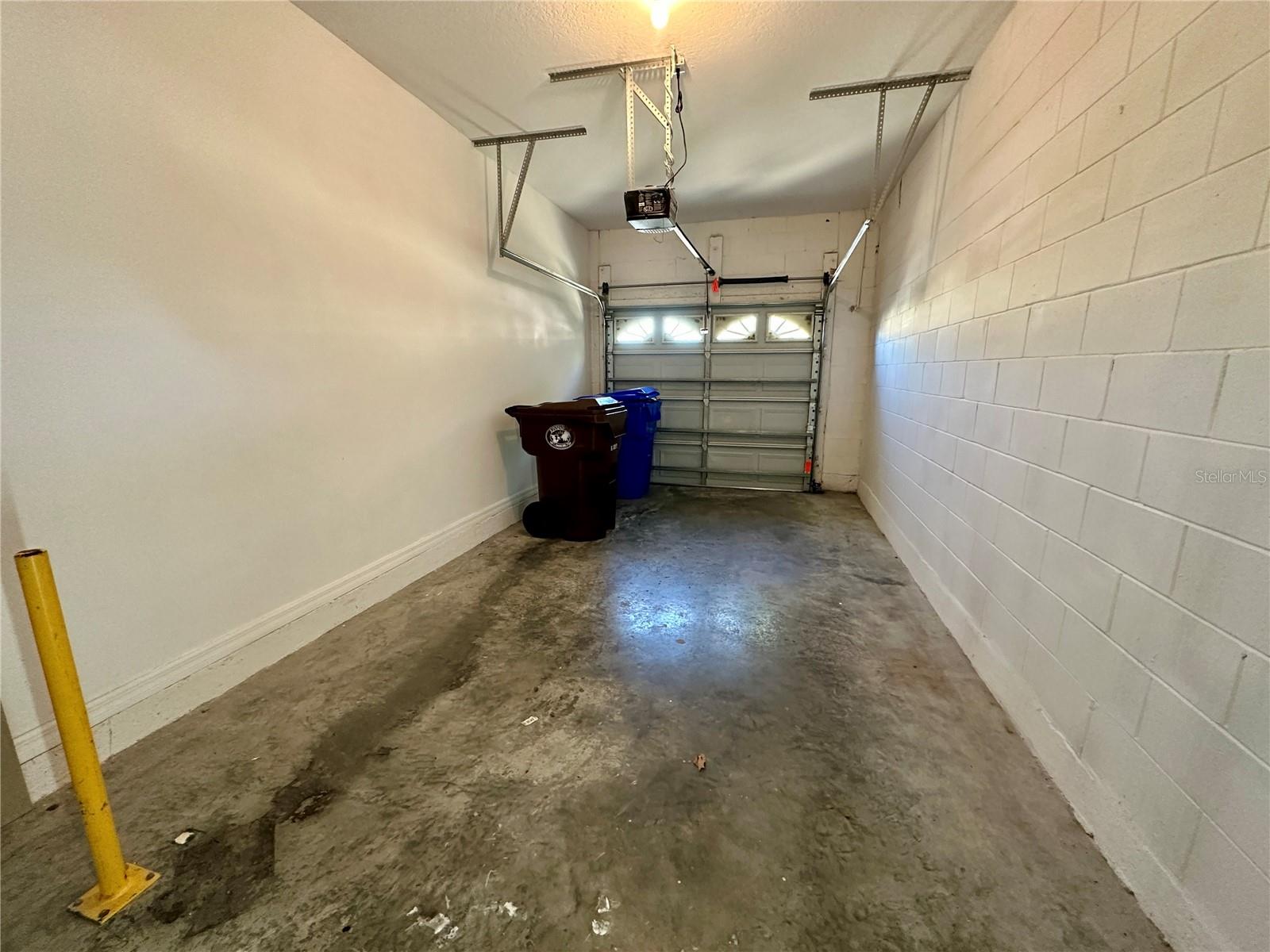 Image 22 of 26 For 1991 Estancia Circle 16a