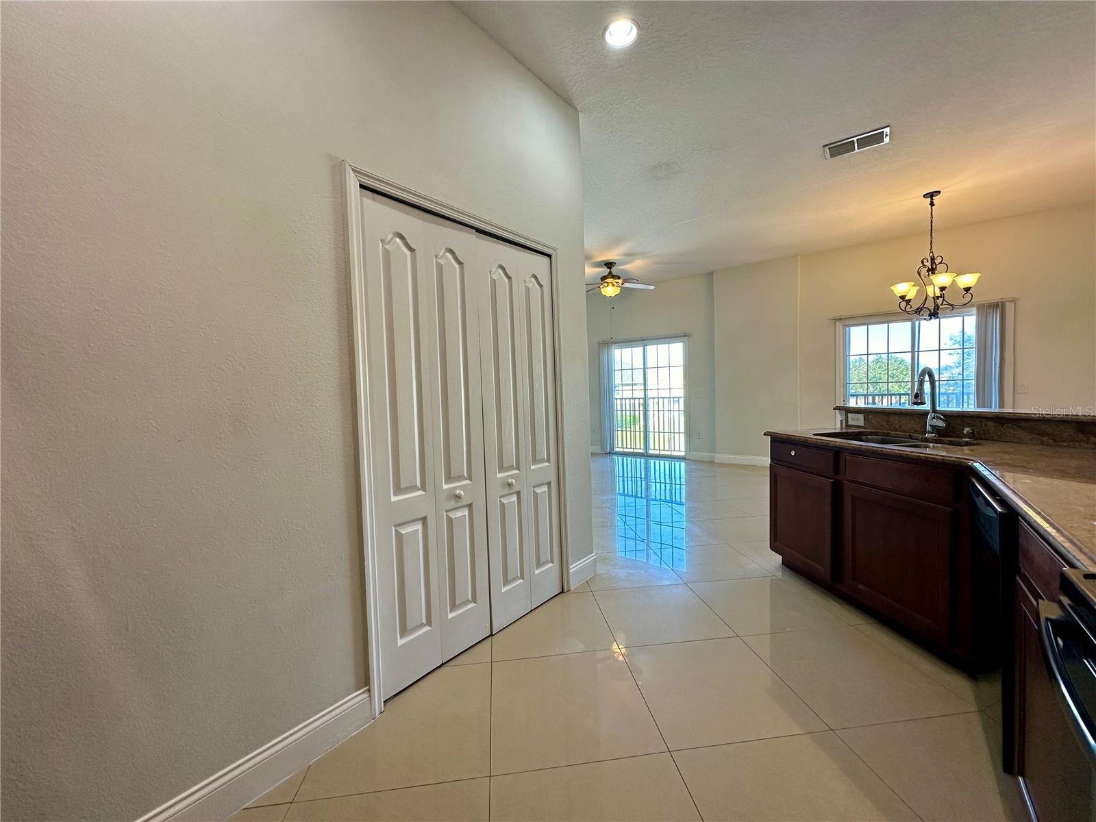 Image 6 of 26 For 1991 Estancia Circle 16a