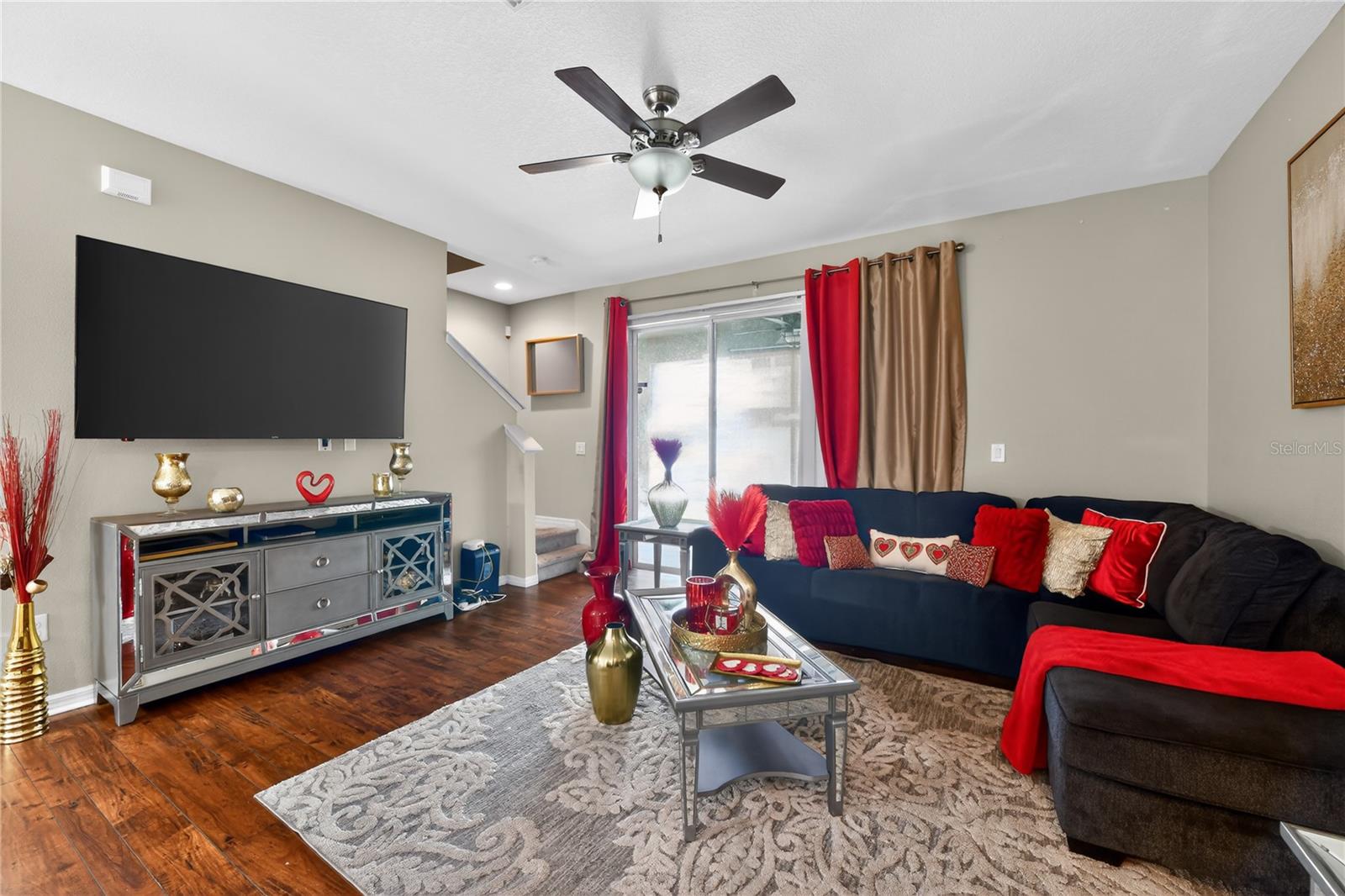 Listing photo id 12 for 10420 Butterfly Wing Court