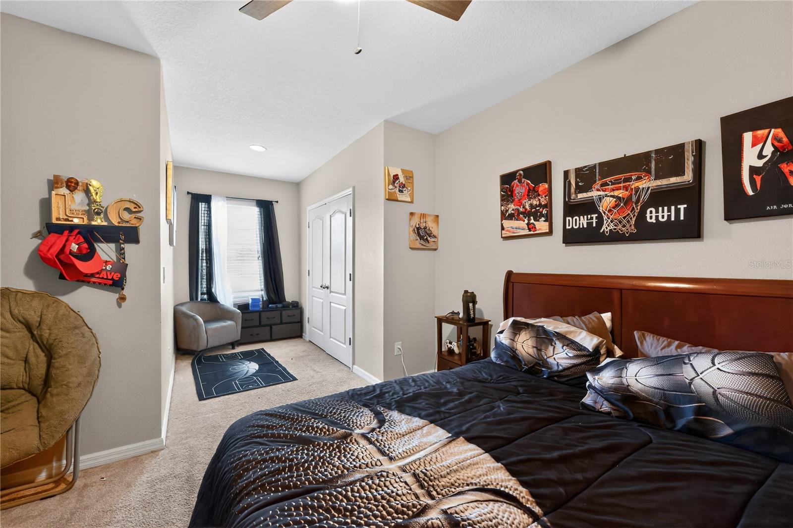 Listing photo id 19 for 10420 Butterfly Wing Court