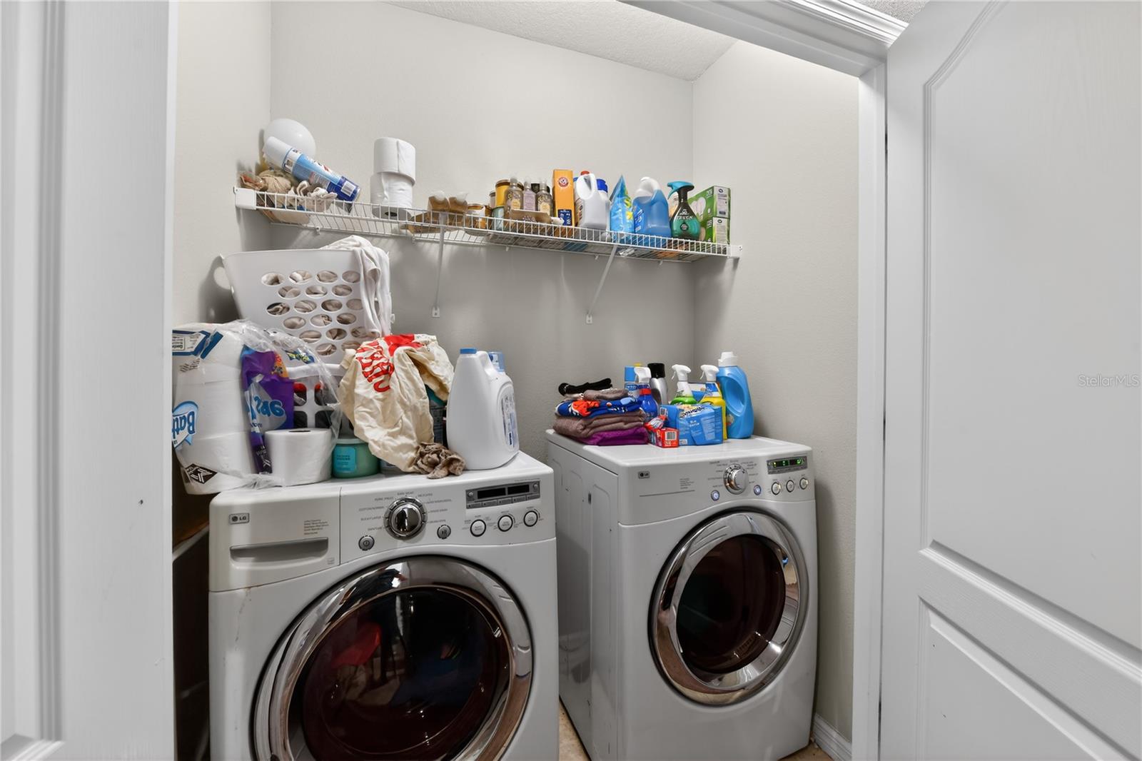 Listing photo id 22 for 10420 Butterfly Wing Court