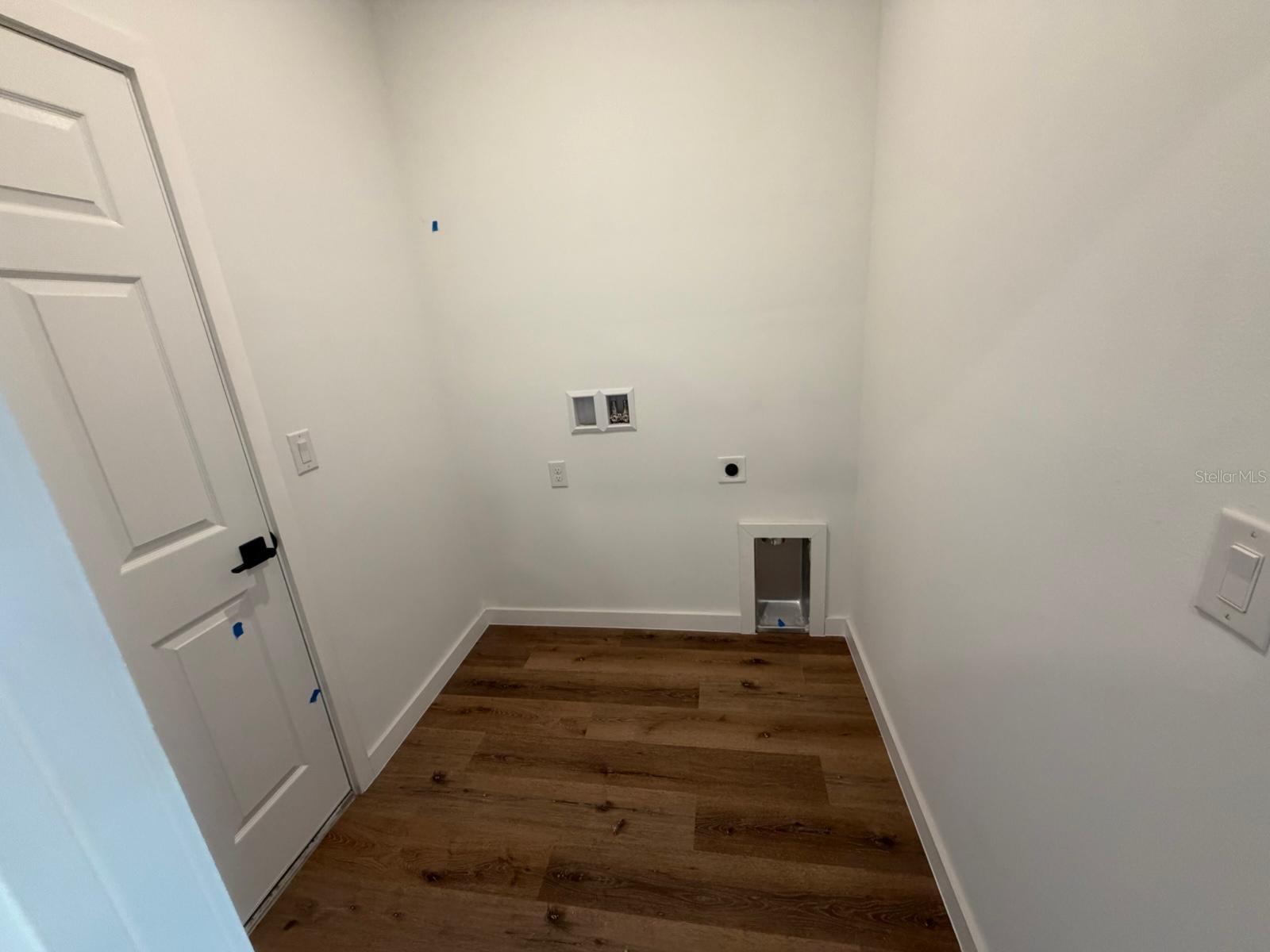 Image 19 of 34 For 9905 Odessa Way