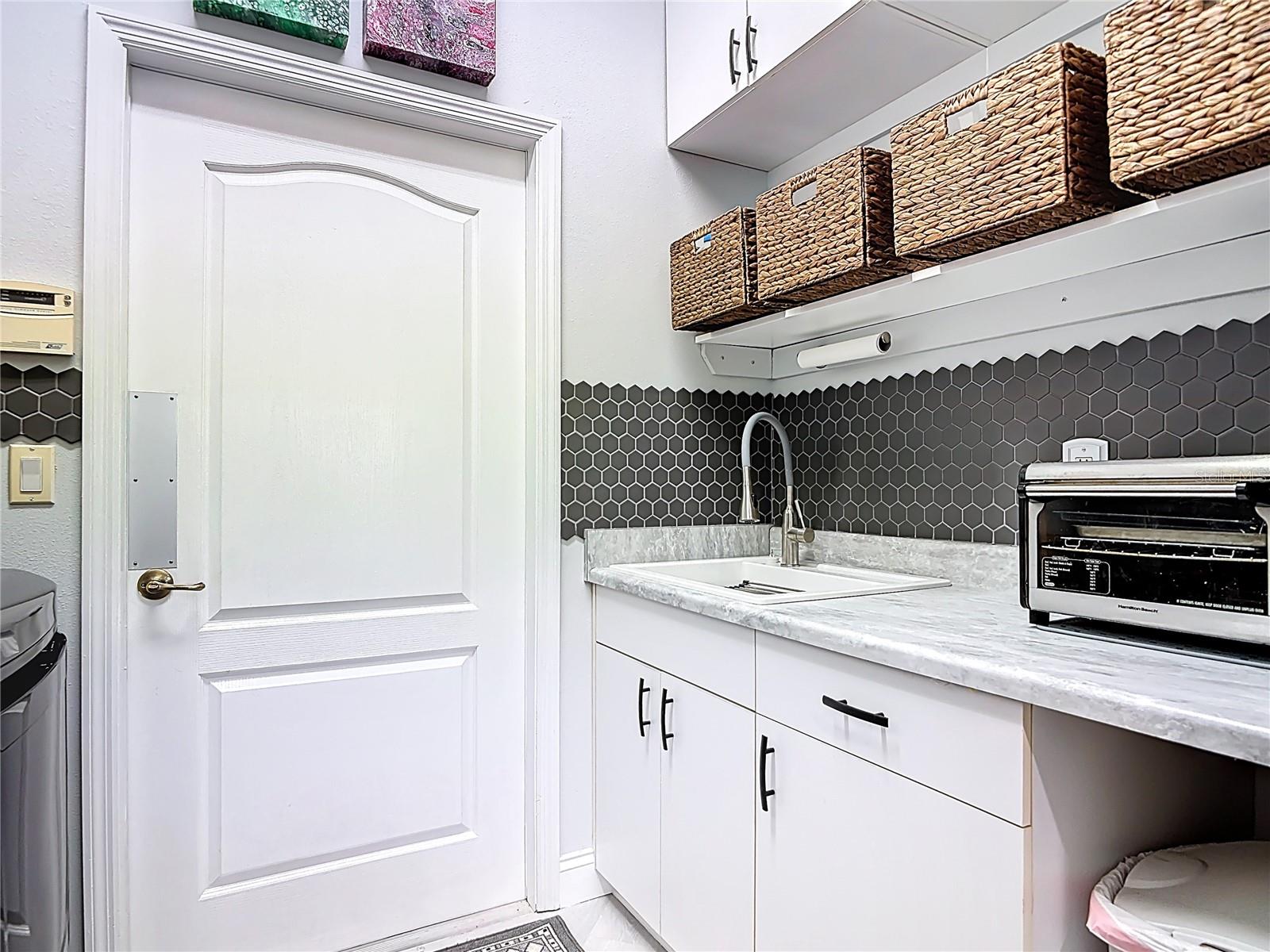 Image 54 of 73 For 6456 Renaissance Drive