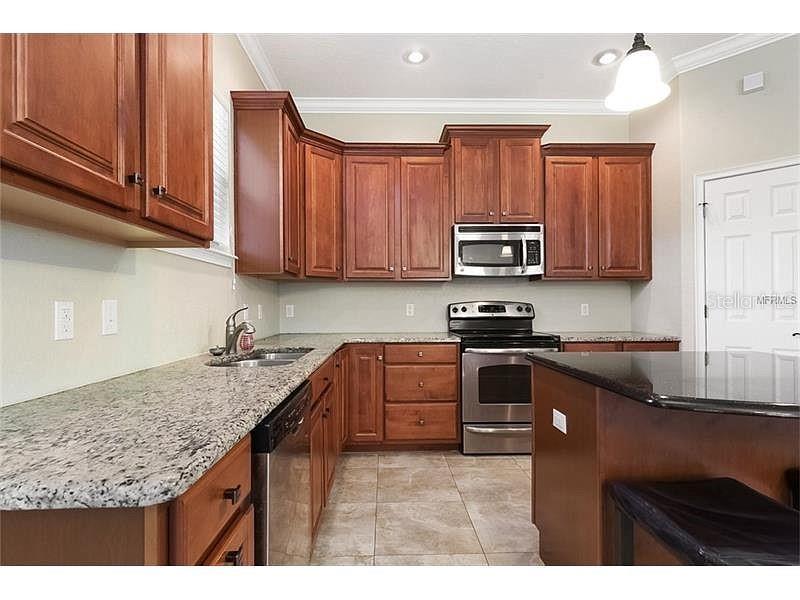 Image 10 of 39 For 1455 Catherine St