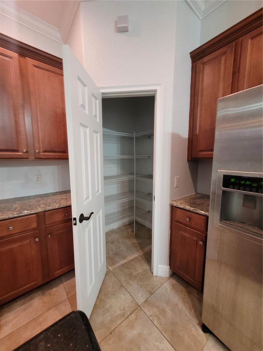 Image 20 of 39 For 1455 Catherine St