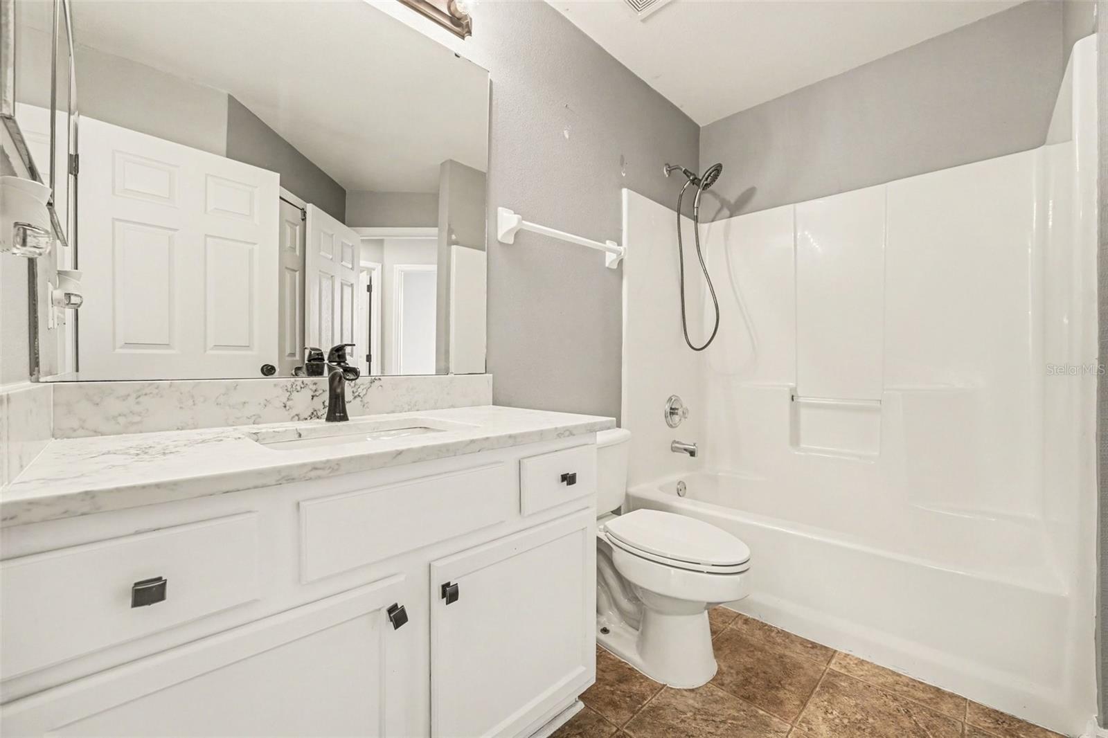 Image 14 of 30 For 142 Santana Place