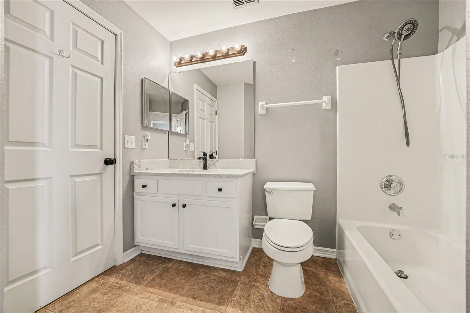 Image 15 of 30 For 142 Santana Place