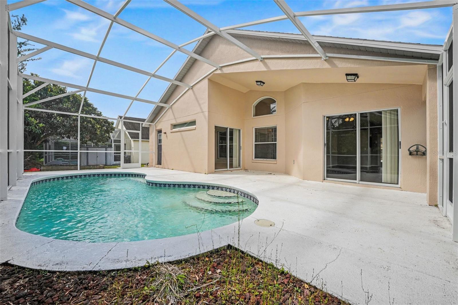 Image 26 of 30 For 142 Santana Place