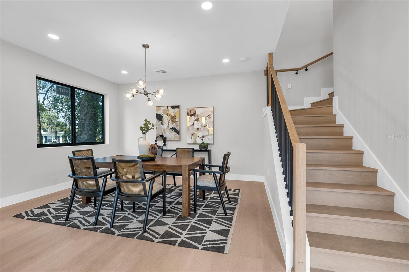 Image 12 of 30 For 407 Calhoun Place