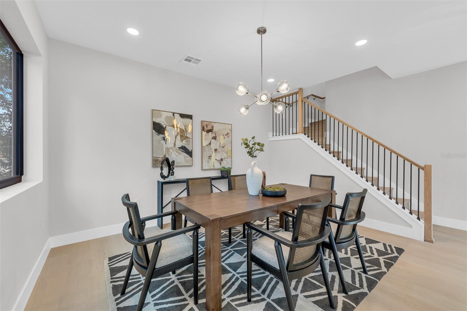 Image 13 of 30 For 407 Calhoun Place