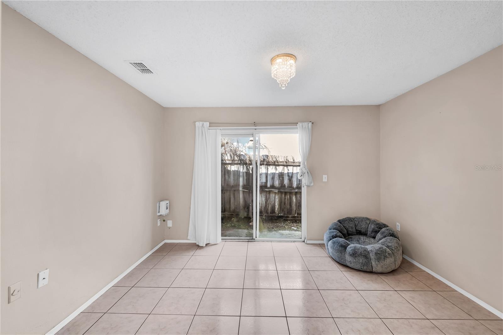 Image 15 of 38 For 385 Briar Bay Circle