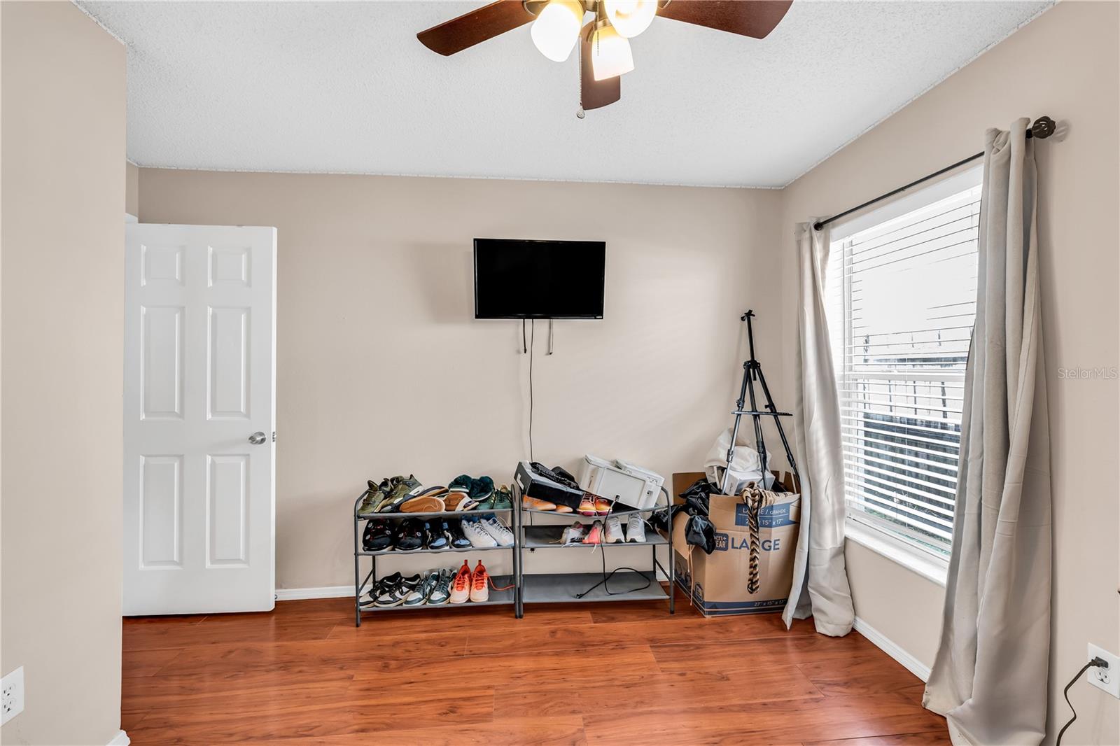 Image 34 of 38 For 385 Briar Bay Circle