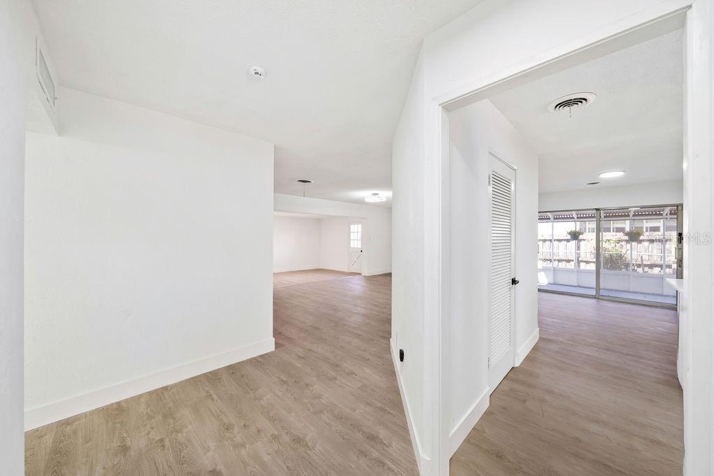 Image 4 of 38 For 640 Westward Circle