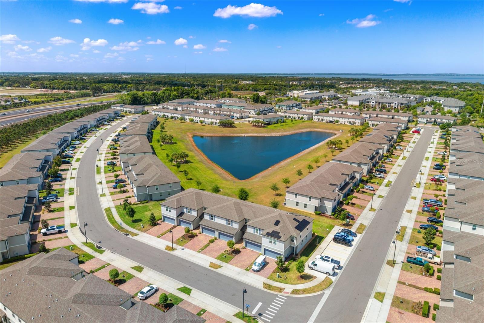 Image 33 of 40 For 2582 Sweet Viburnum Way