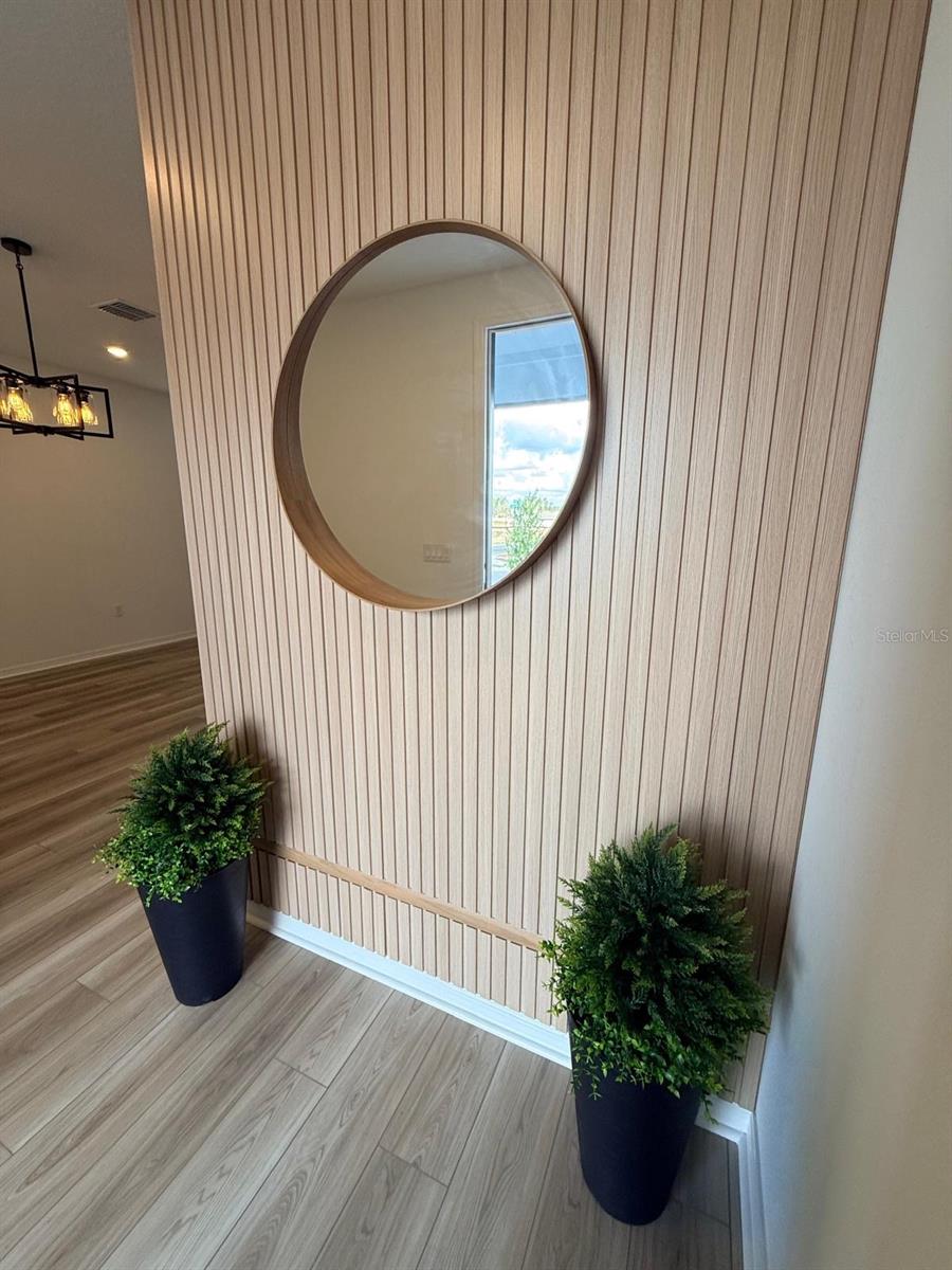 Image 17 of 27 For 4628 Orchard View Alley