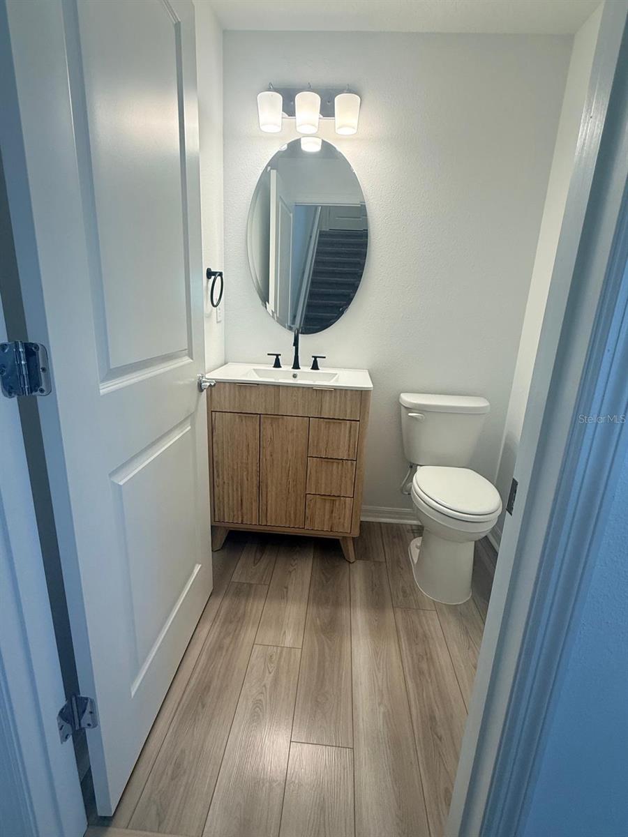 Image 18 of 27 For 4628 Orchard View Alley