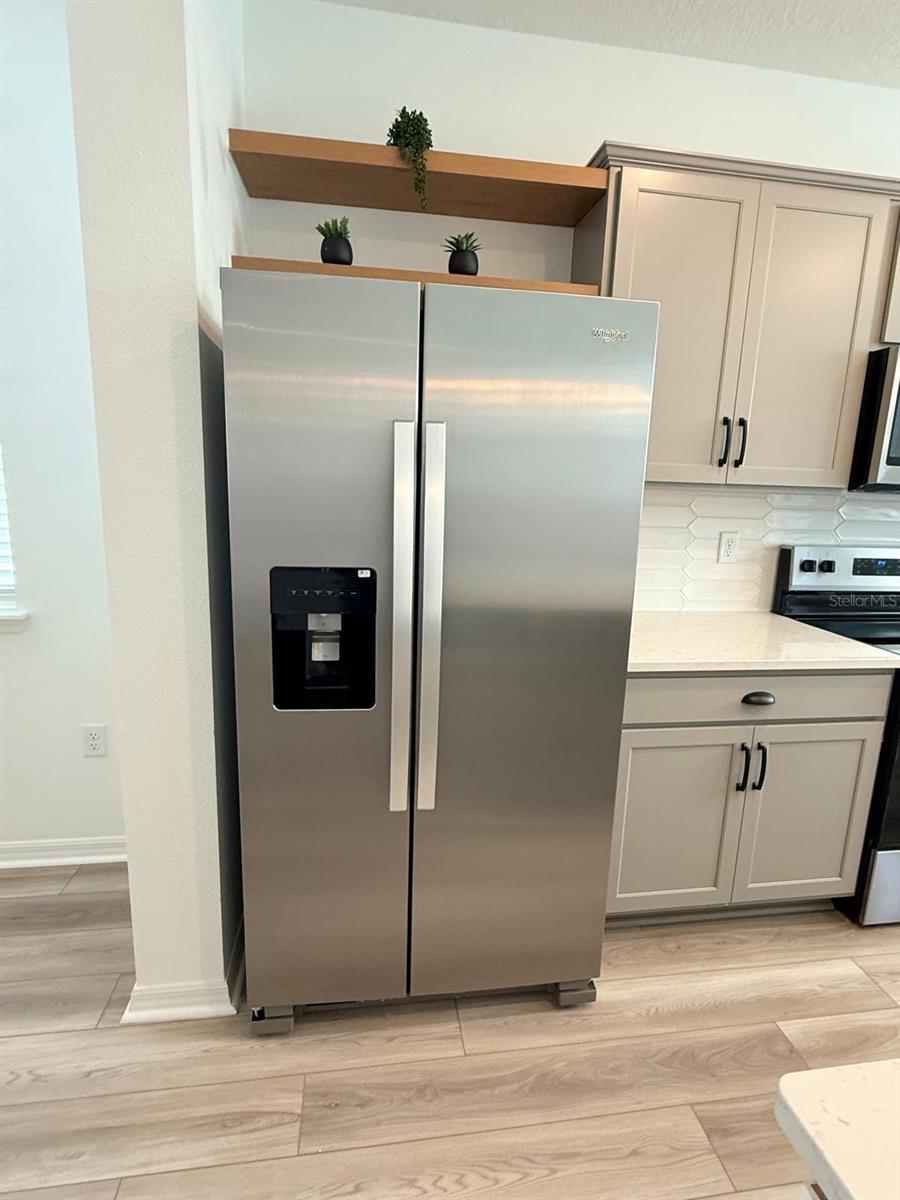 Image 4 of 27 For 4628 Orchard View Alley