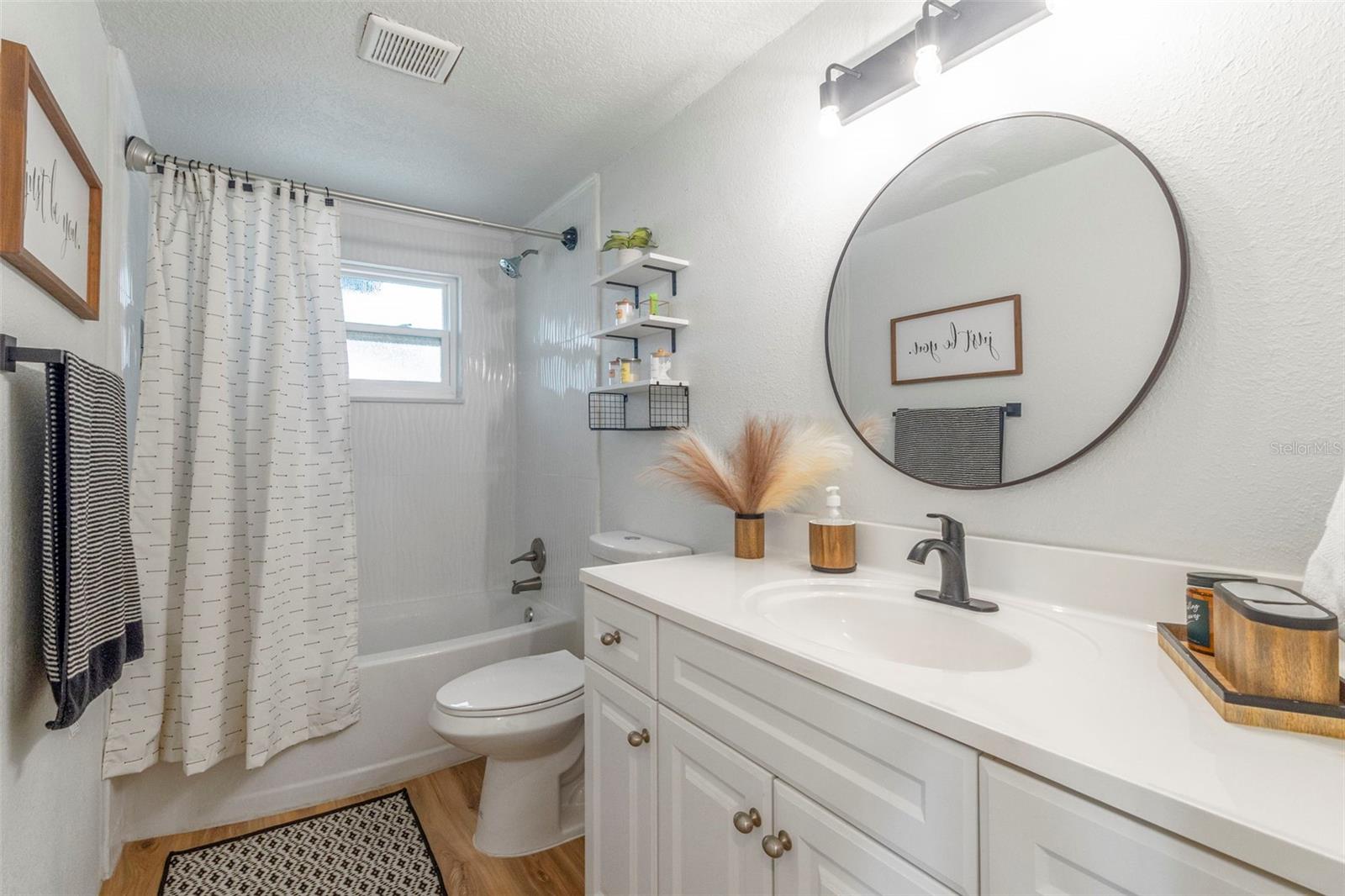 Image 13 of 44 For 2586 Auburn Boulevard