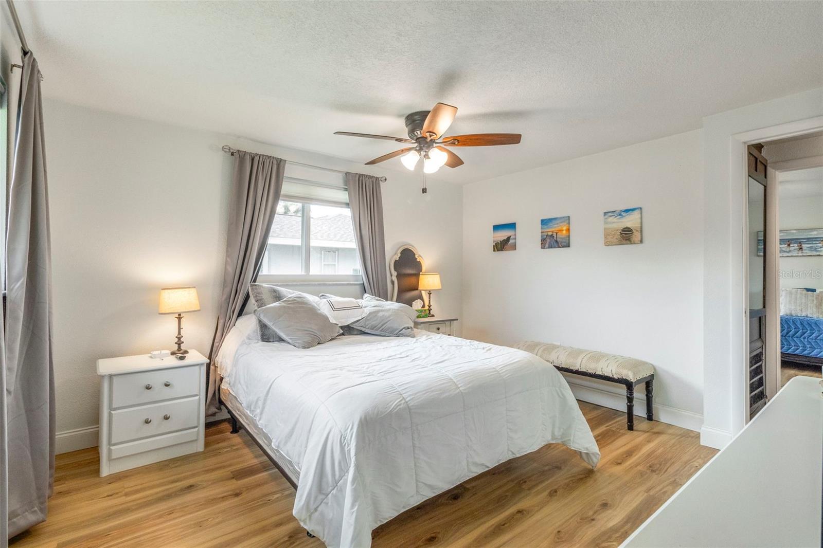 Image 16 of 44 For 2586 Auburn Boulevard