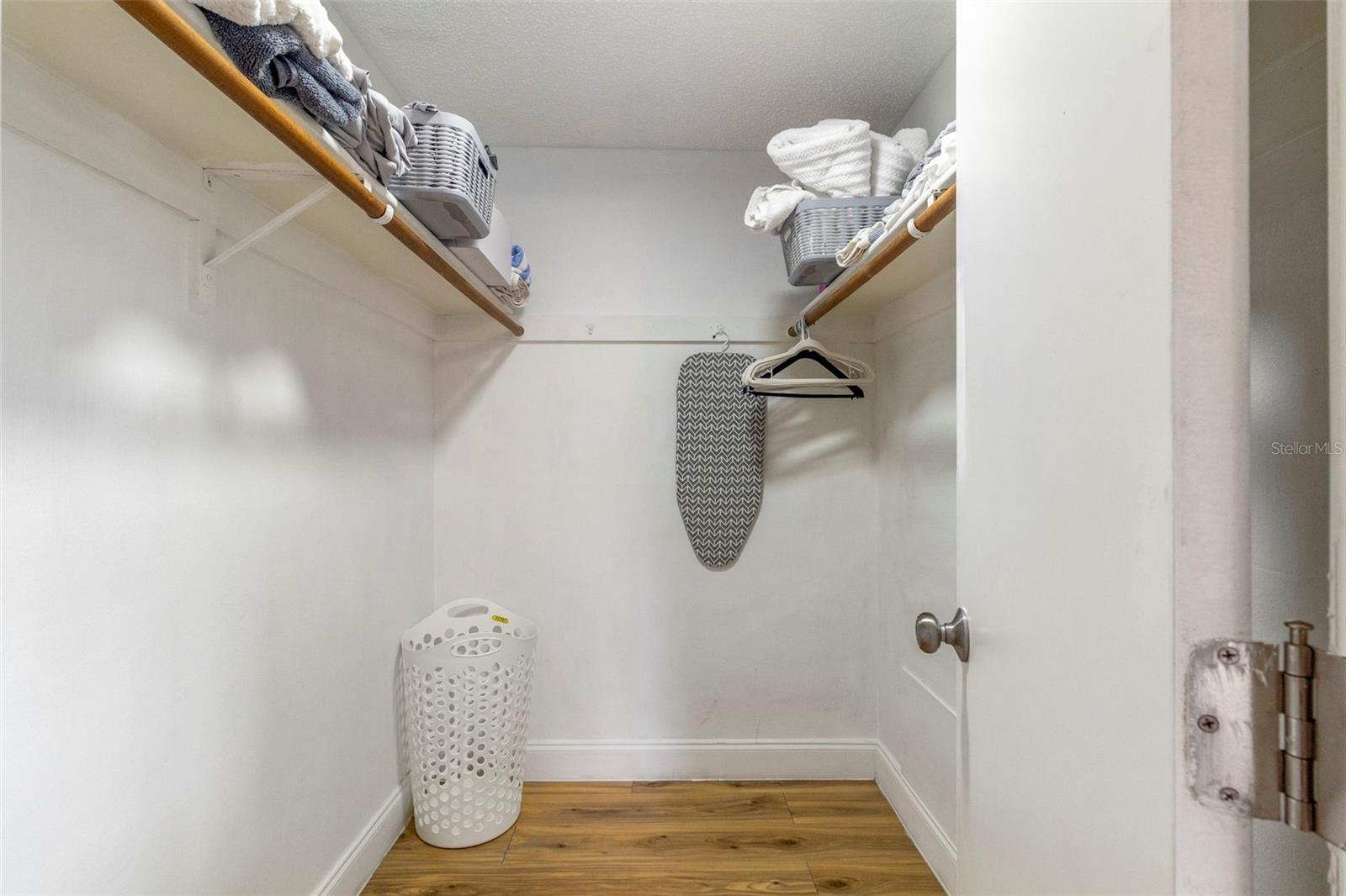 Image 18 of 44 For 2586 Auburn Boulevard