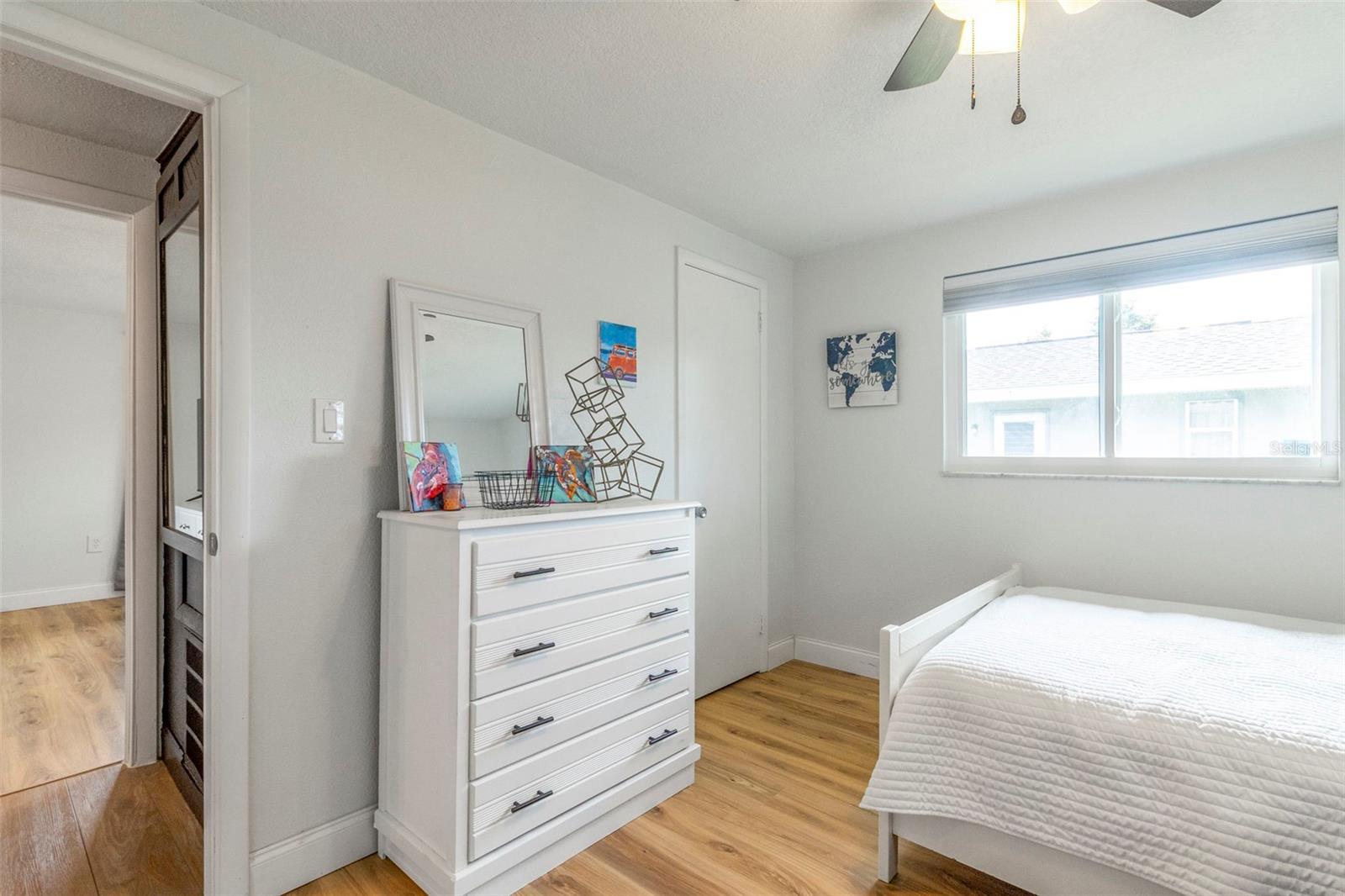 Image 21 of 44 For 2586 Auburn Boulevard