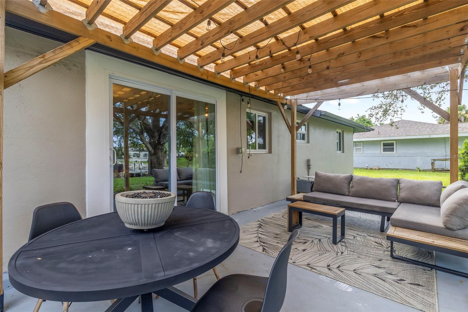 Image 26 of 44 For 2586 Auburn Boulevard