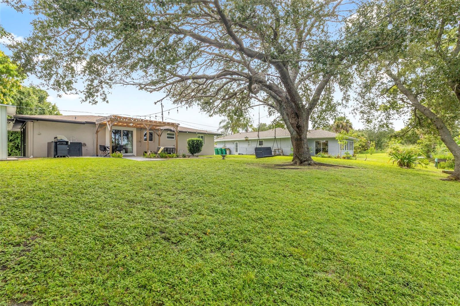 Image 32 of 44 For 2586 Auburn Boulevard