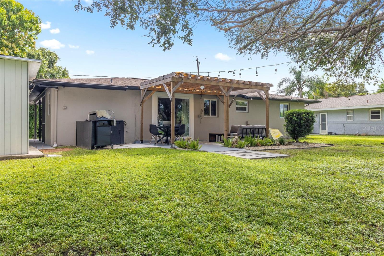 Image 38 of 44 For 2586 Auburn Boulevard